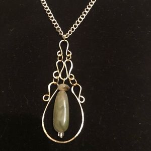 Wire necklace